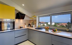 Apartments Lidija